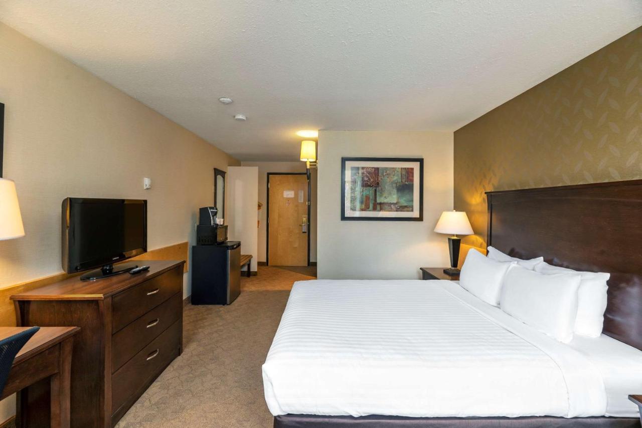 Prestige Riverside Lodge Quesnel Eksteriør billede