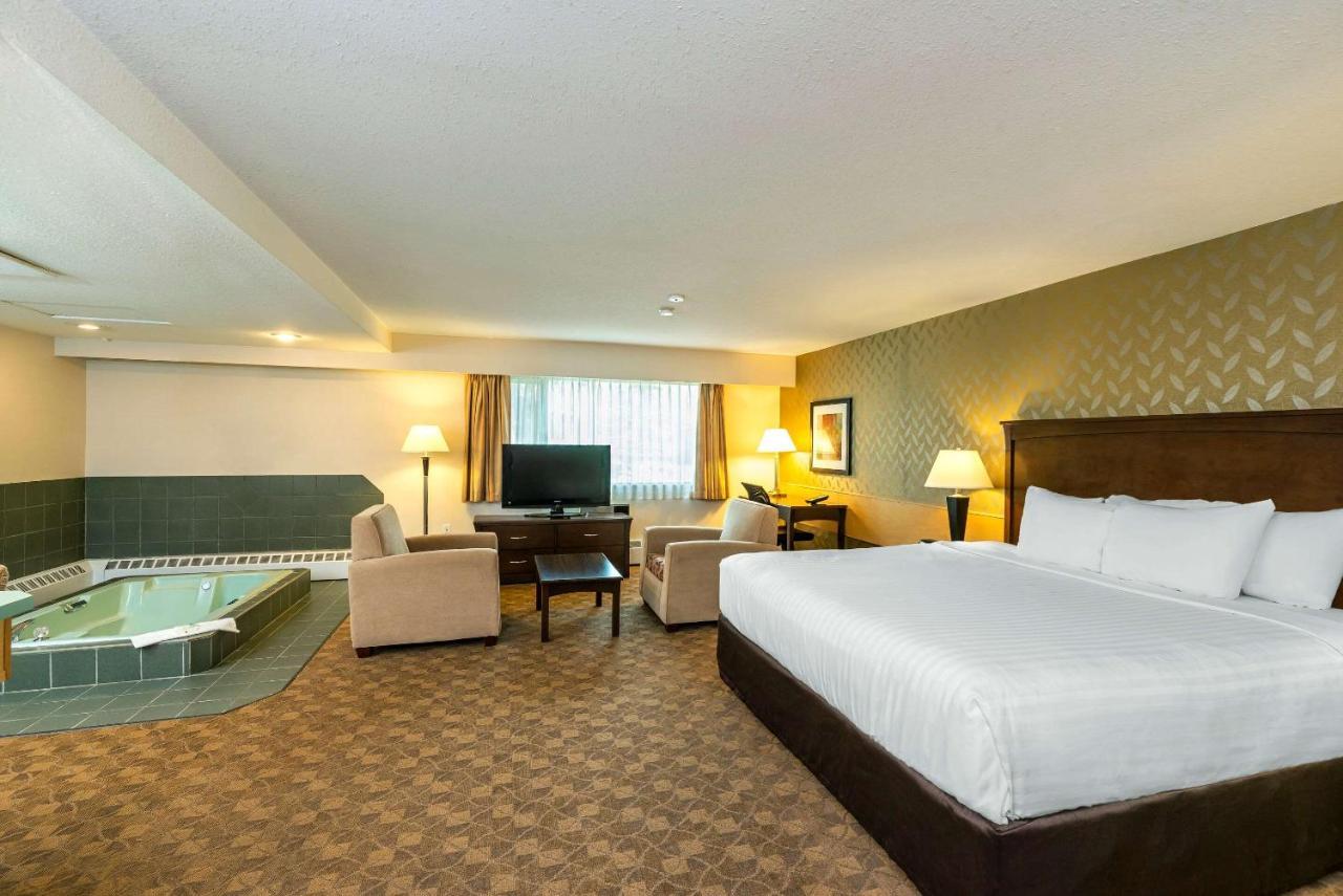 Prestige Riverside Lodge Quesnel Eksteriør billede