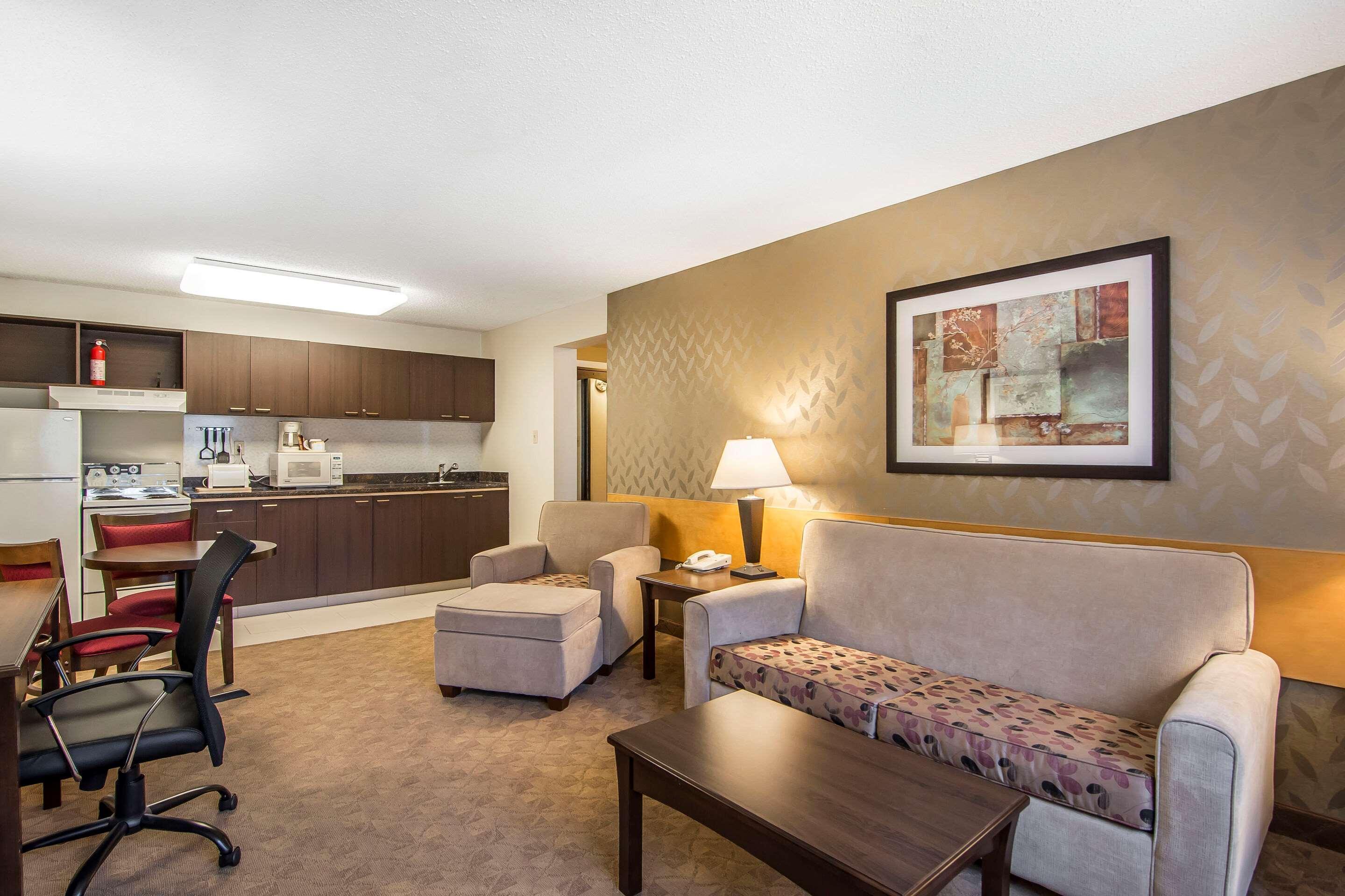 Prestige Riverside Lodge Quesnel Eksteriør billede