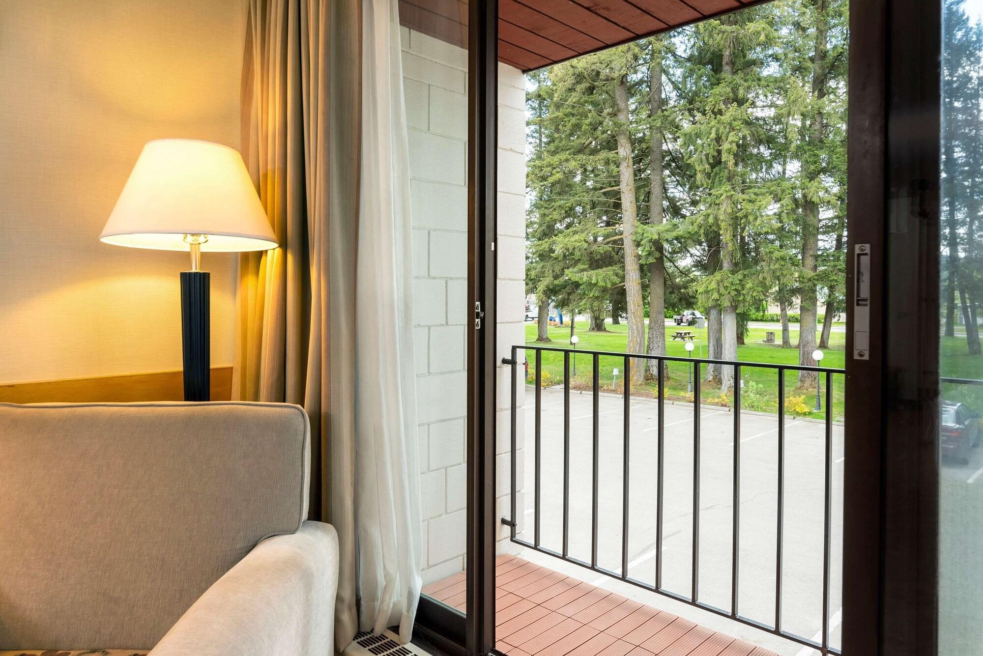 Prestige Riverside Lodge Quesnel Eksteriør billede