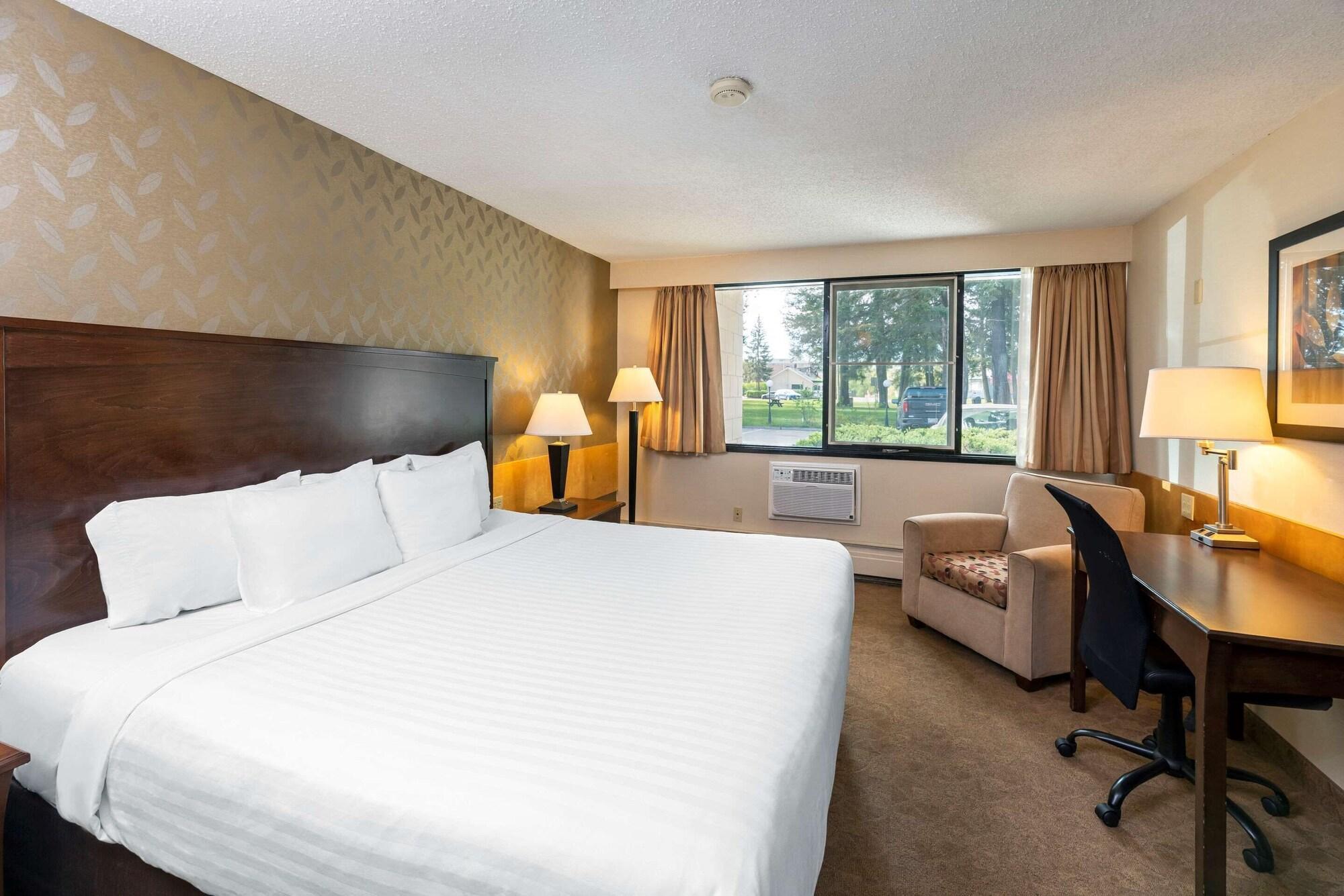 Prestige Riverside Lodge Quesnel Eksteriør billede